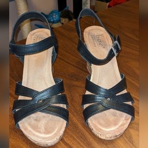 Born BOC black strappy sandals